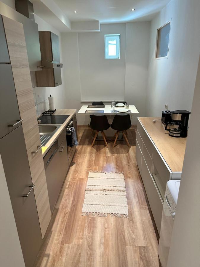 Cozy 8-Person Home In Vienna Located At Haberlgasse 82 N1 외부 사진