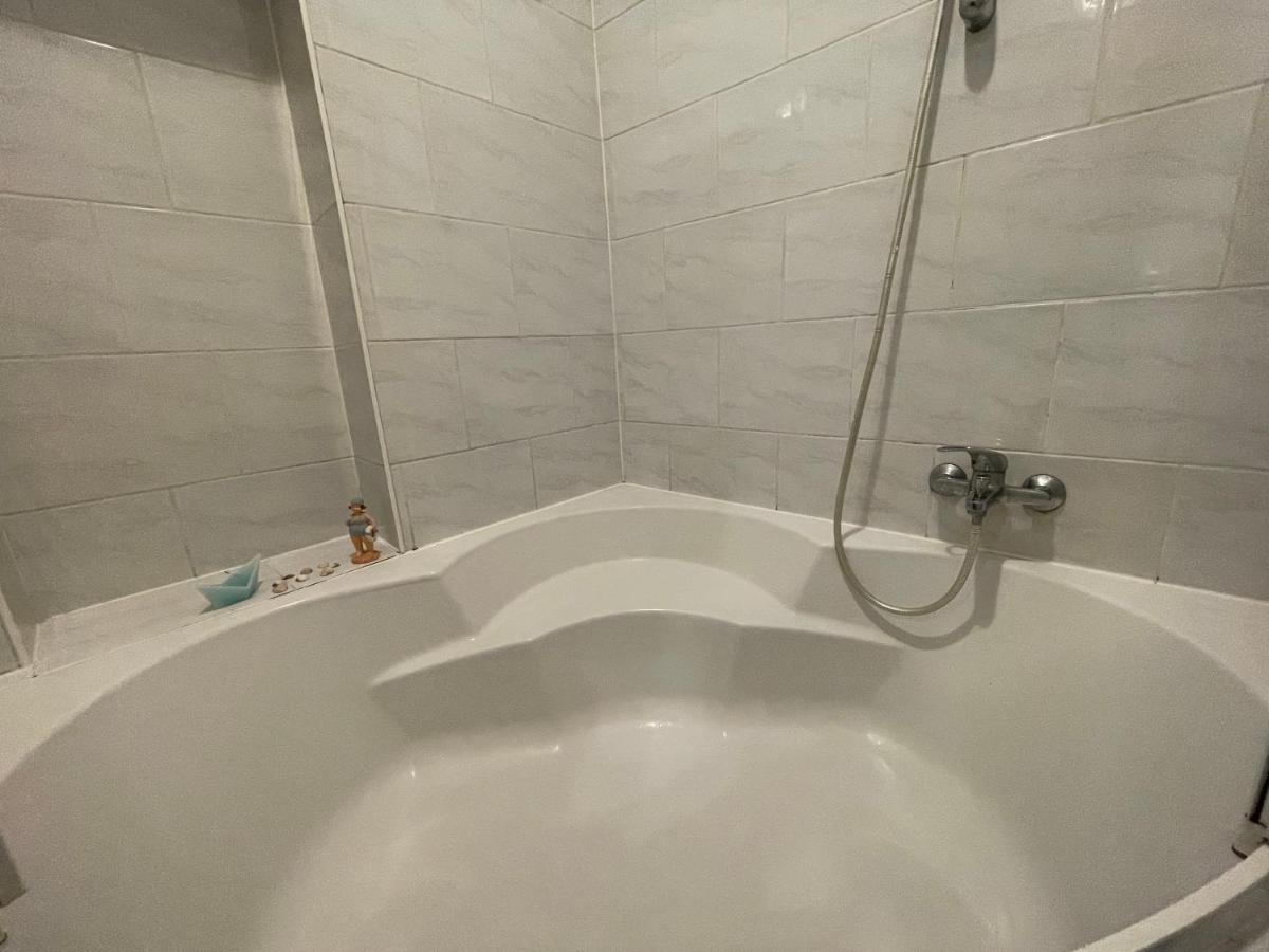 Cozy 8-Person Home In Vienna Located At Haberlgasse 82 N1 외부 사진